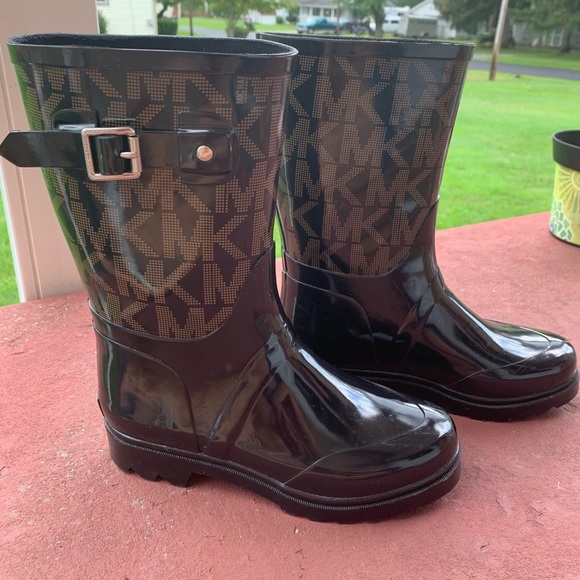 MICHAEL Michael Kors Shoes - Brand NEW Michael Kors Black Midcalf Rain Boots